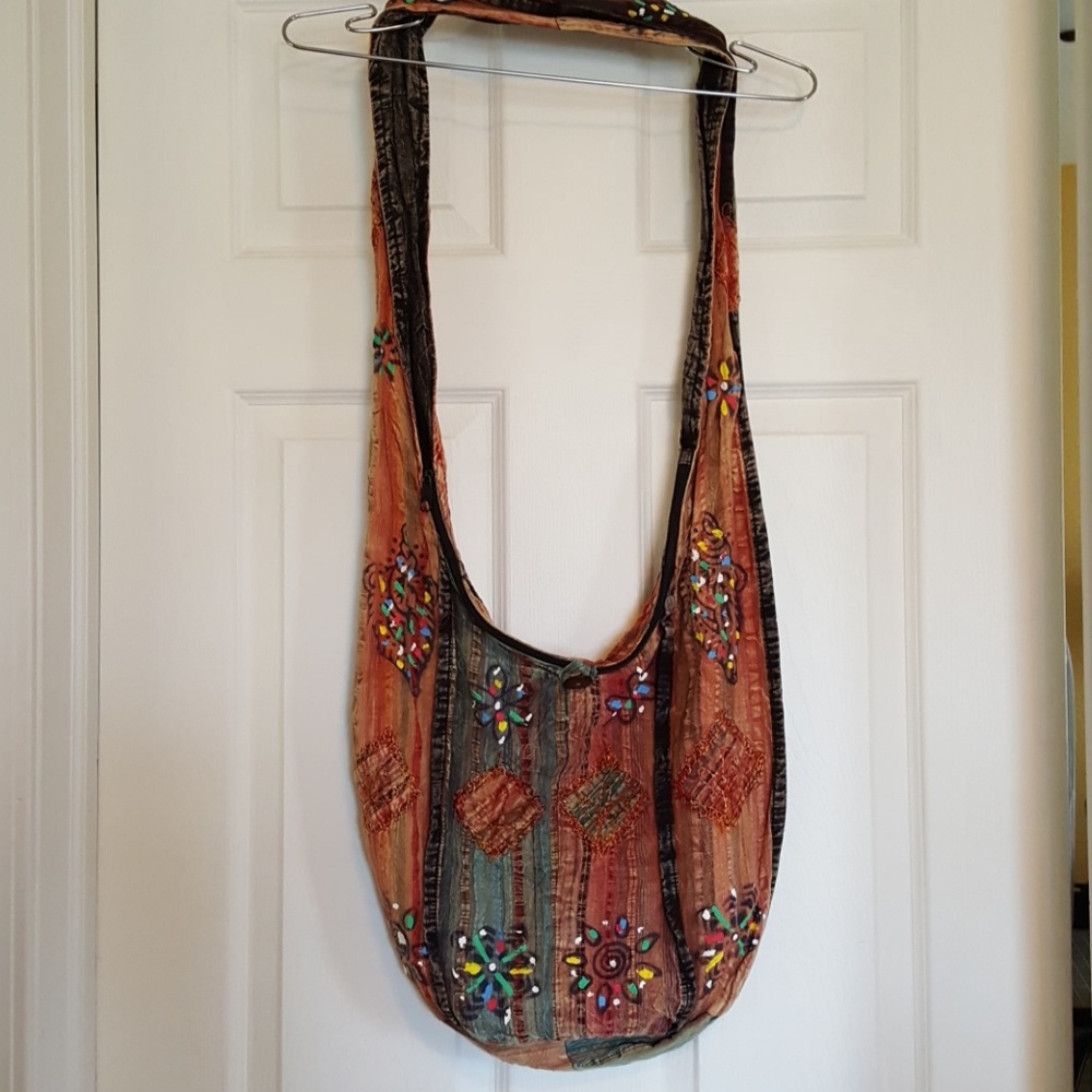 Rising International Hobo Totebag